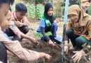 Naziya Bawa Semangat Penghijauan ke SMPN 11 Surabaya